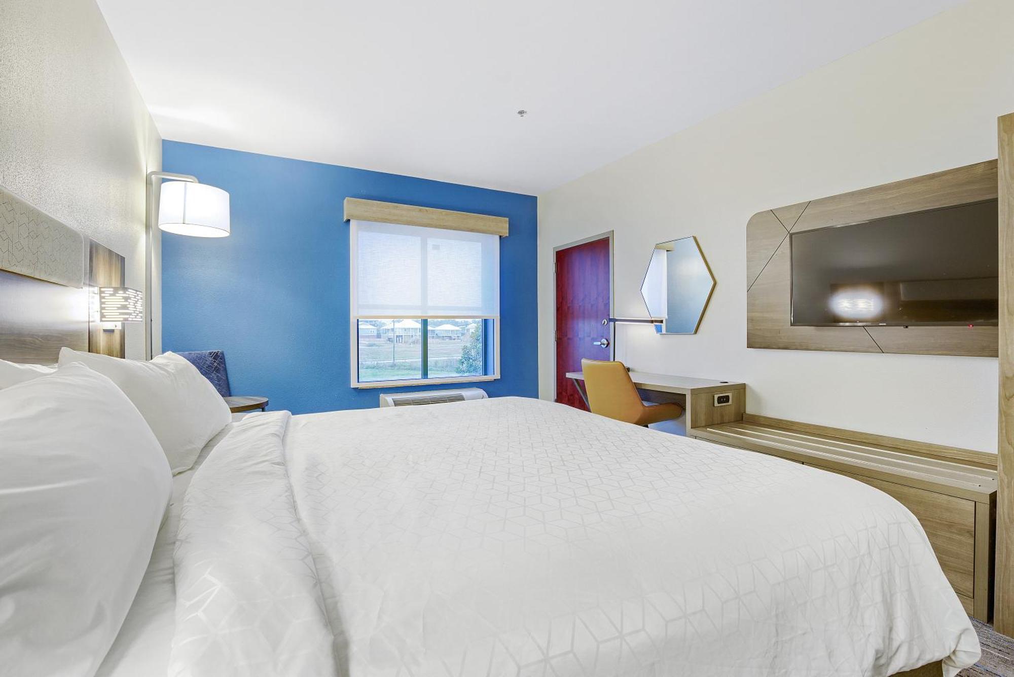 Holiday Inn Express - Gulfport Beach By Ihg מראה חיצוני תמונה